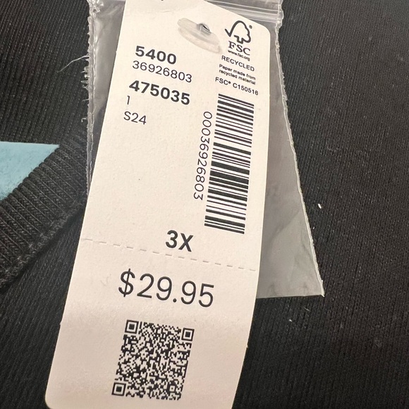 Girlfriend-Fit Ribbed Tee - PENN. Essentials - Picture 7 of 11